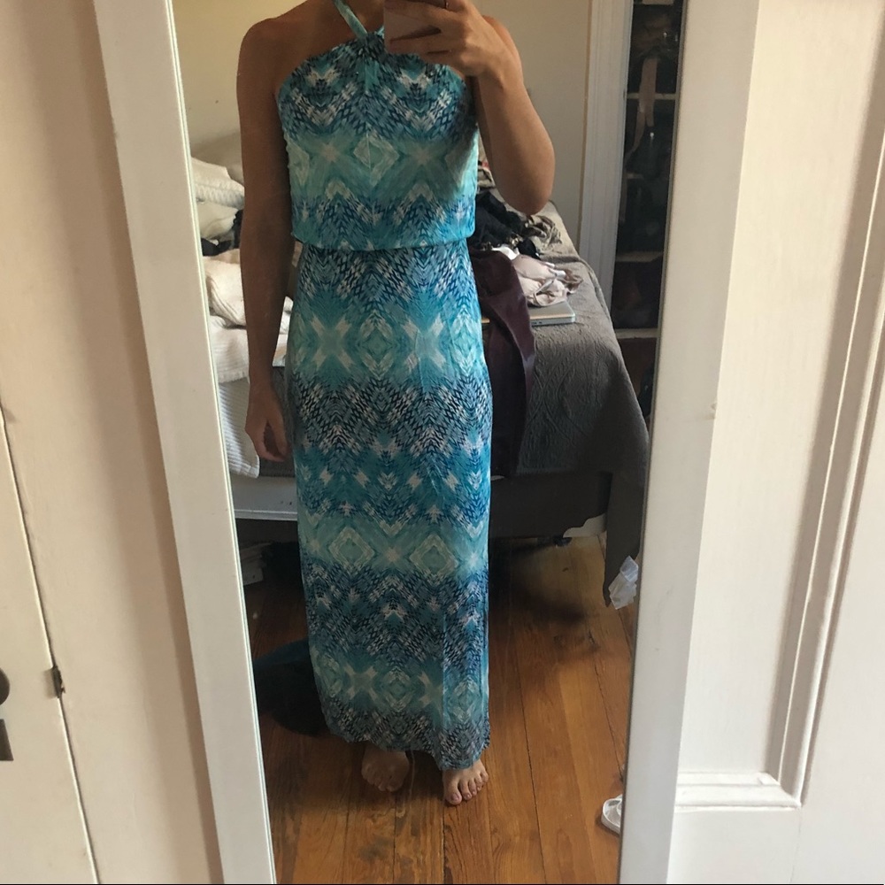 Patterned maxi dress with slit
